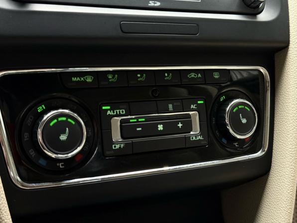 Skoda Superb II с пробегом 2011 года, цена 1 279 000 рублей, 165252 км, лифтбек, Автокод Объявления