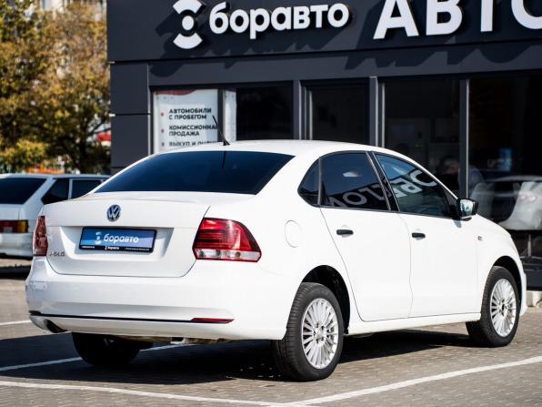 Volkswagen Polo V Рестайлинг с пробегом 2016 года, цена 1 212 000 рублей, 121900 км, седан, Автокод Объявления