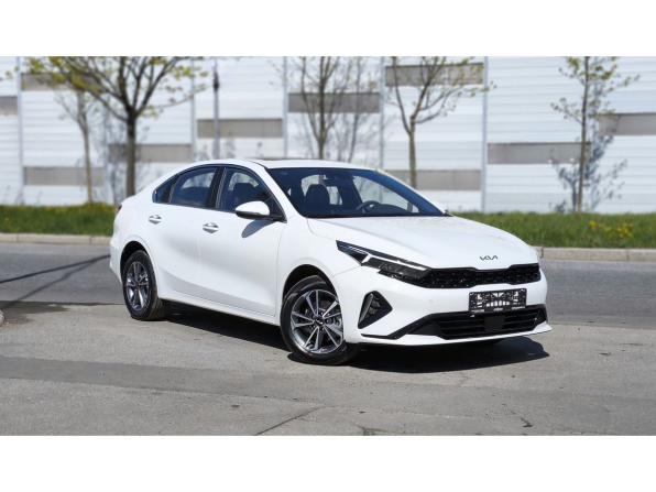 Новый Kia K3 II (China Market) Рестайлинг 2025 года, цена 2 800 000 рублей, седан, Автокод Объявления