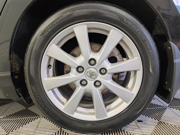 Toyota Avensis III с пробегом 2011 года, цена 1 035 000 рублей, 175542 км, седан, Автокод Объявления