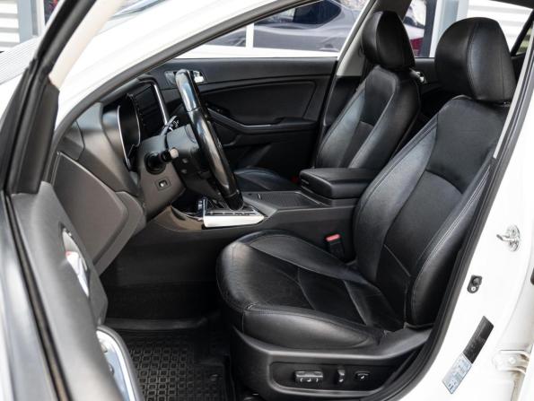 Kia Optima III Рестайлинг с пробегом 2015 года, цена 1 495 000 рублей, 163123 км, седан, Автокод Объявления