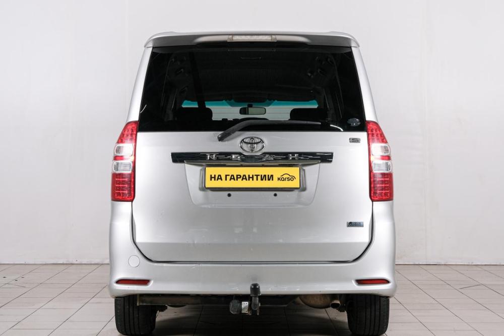 Toyota Noah II (R70) Красноярск  - изображение 6