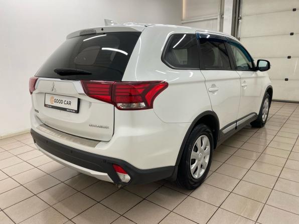 Mitsubishi Outlander III Рестайлинг 3 с пробегом 2018 года, цена 1 880 000 рублей, 83913 км, внедорожник, Автокод Объявления