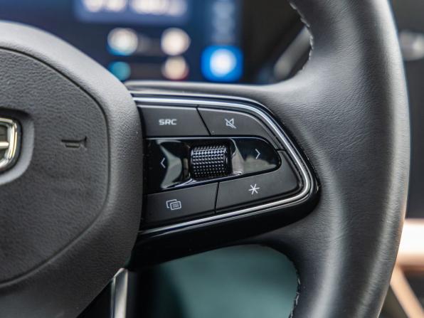 Geely Monjaro I с пробегом 2023 года, цена 3 498 000 рублей, 51823 км, внедорожник, Автокод Объявления