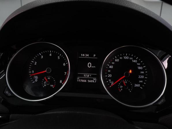 Volkswagen Jetta VI Рестайлинг с пробегом 2017 года, цена 1 549 000 рублей, 117666 км, седан, Автокод Объявления