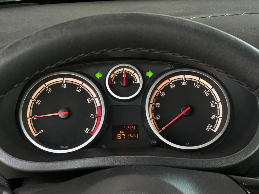 Opel Corsa D Рестайлинг II Екатеринбург  - изображение 14