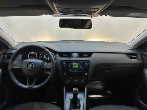 Skoda Octavia III (A7) Рестайлинг с пробегом 2018 года, цена 1 110 000 рублей, 186905 км, лифтбек, Автокод Объявления