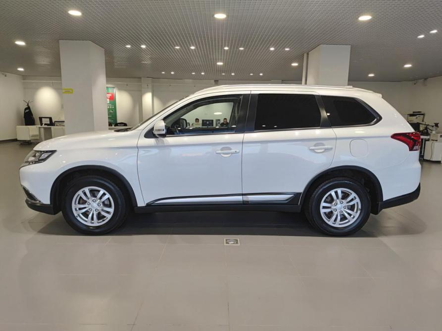 Mitsubishi Outlander III Рестайлинг 2 Казань  - изображение 10