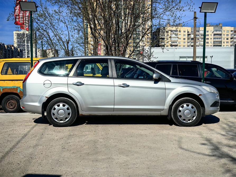 Ford Focus II Рестайлинг Санкт-Петербург  - изображение 4