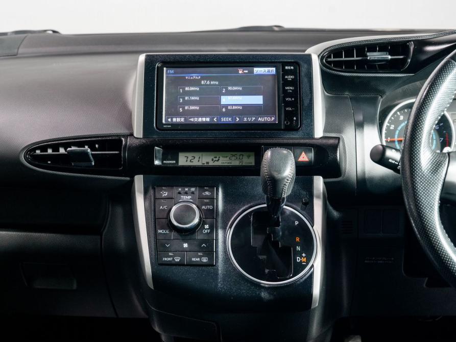 Toyota Wish II Чита  - изображение 10