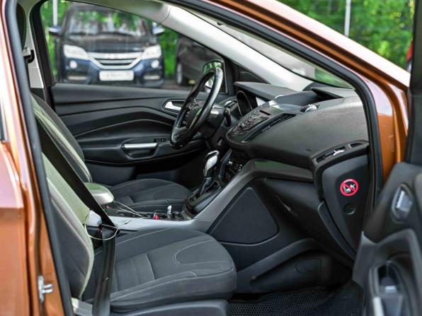 Ford Kuga II с пробегом 2015 года, цена 1 140 000 рублей, 224411 км, внедорожник, Автокод Объявления