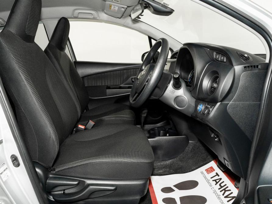 Toyota Vitz III (XP130) Рестайлинг 2 Иркутск  - изображение 5