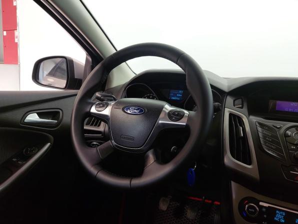 Ford Focus III с пробегом 2012 года, цена 755 000 рублей, 198350 км, универсал, Автокод Объявления