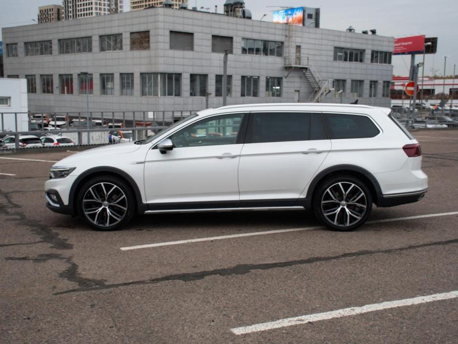 Volkswagen Passat B8 Рестайлинг Москва  - изображение 8