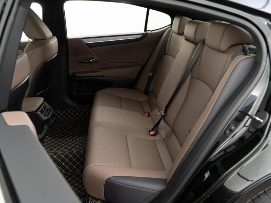 Lexus ES VII Рестайлинг 2 Москва  - изображение 9