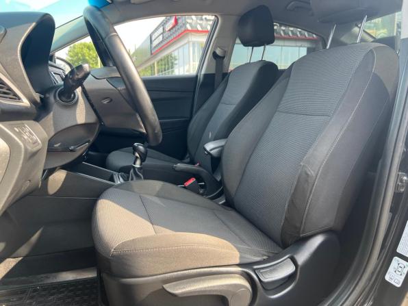 Hyundai Solaris II с пробегом 2018 года, цена 1 239 300 рублей, 122307 км, седан, Автокод Объявления