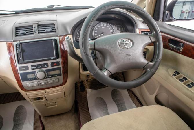 Toyota Ipsum II (M20) с пробегом 2002 года, цена 699 000 рублей, 371000 км, компактвэн, Автокод Объявления