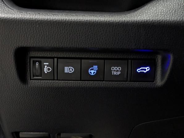 Toyota RAV4 V (XA50) с пробегом 2025 года, цена 3 925 000 рублей, 5170 км, внедорожник, Автокод Объявления