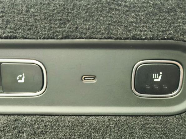 Li Auto (Lixiang) L9 I с пробегом 2023 года, цена 7 428 000 рублей, 22119 км, внедорожник, Автокод Объявления