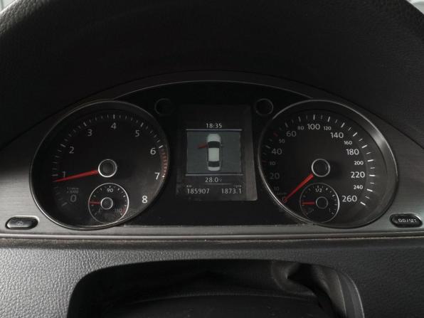 Volkswagen Passat B7 с пробегом 2011 года, цена 1 130 000 рублей, 185907 км, седан, Автокод Объявления