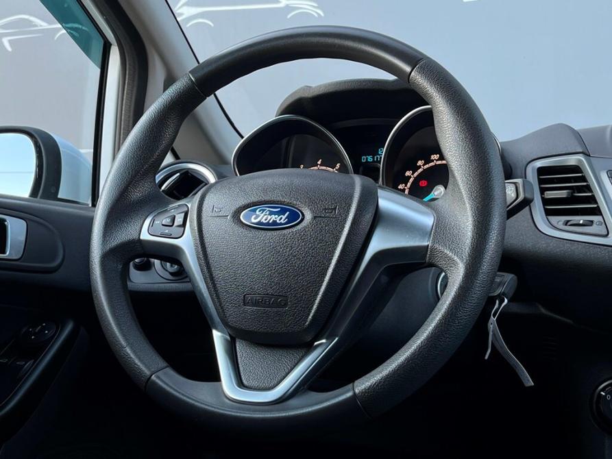 Ford Fiesta Mk6 Рестайлинг Санкт-Петербург  - изображение 19
