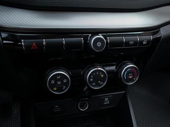 Lada (ВАЗ) Vesta I Рестайлинг (NG) с пробегом 2024 года, цена 1 325 000 рублей, 34234 км, седан, Автокод Объявления