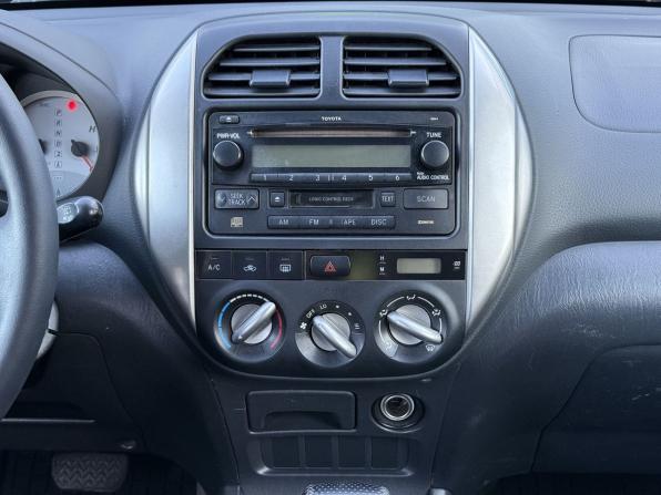 Toyota RAV4 II (XA20) Рестайлинг с пробегом 2003 года, цена 629 000 рублей, 263130 км, внедорожник, Автокод Объявления