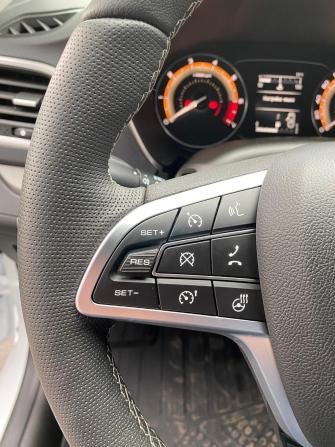 Lada (ВАЗ) Vesta I Рестайлинг (NG) с пробегом 2024 года, цена 1 723 000 рублей, 46 км, седан, Автокод Объявления