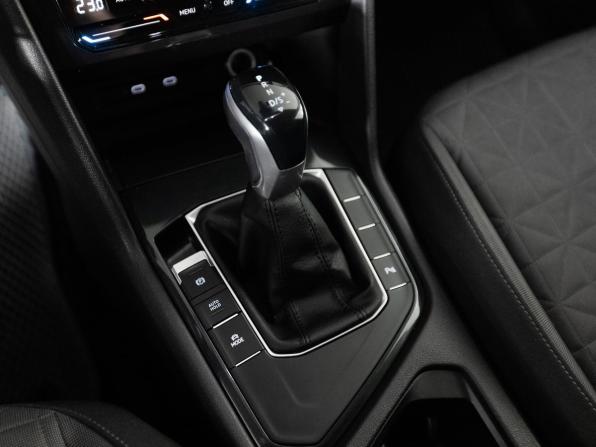 Volkswagen Tiguan II Рестайлинг с пробегом 2021 года, цена 2 500 000 рублей, 96009 км, внедорожник, Автокод Объявления