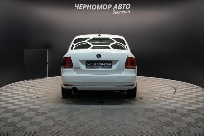 Volkswagen Polo V Рестайлинг с пробегом 2018 года, цена 1 299 000 рублей, 103000 км, седан, Автокод Объявления