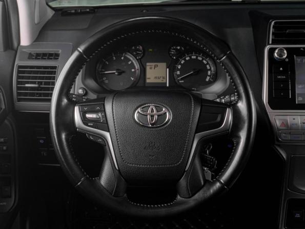 Toyota Land Cruiser Prado 150 Series Рестайлинг 2 с пробегом 2020 года, цена 4 499 000 рублей, 193276 км, внедорожник, Автокод Объявления