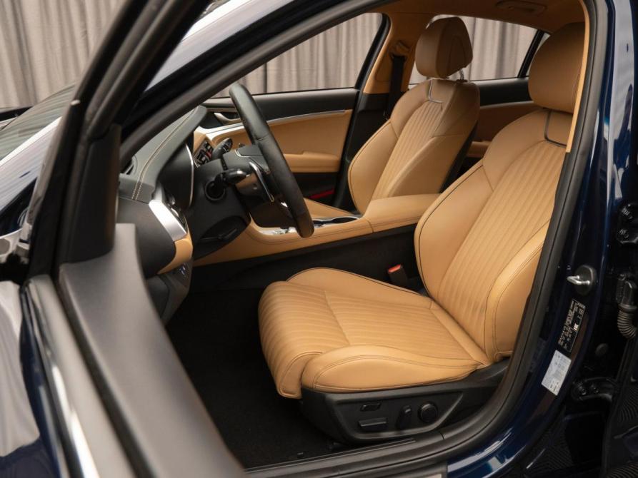 Genesis G70 I Рестайлинг Москва  - изображение 12