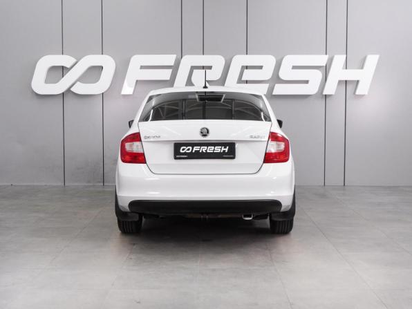 Skoda Rapid I с пробегом 2016 года, цена 979 000 рублей, 185106 км, лифтбек, Автокод Объявления