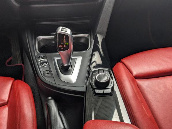 BMW 3 серии VI (F3x) с пробегом 2011 года, цена 1 595 000 рублей, 216000 км, седан, Автокод Объявления