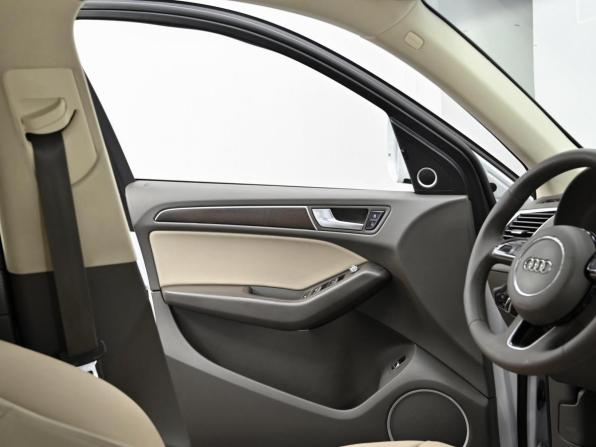 Audi Q5 I (8R) Рестайлинг с пробегом 2015 года, цена 2 049 000 рублей, 103000 км, внедорожник, Автокод Объявления