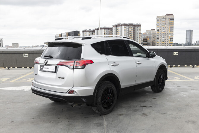Toyota RAV4 IV (XA40) Рестайлинг с пробегом 2017 года, цена 2 150 000 рублей, 93000 км, внедорожник, Автокод Объявления