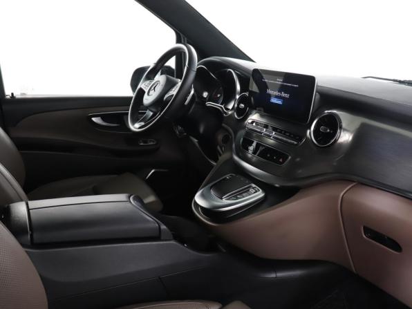 Mercedes-Benz V-Класс III (W447) Рестайлинг с пробегом 2022 года, цена 8 473 322 рубля, 40364 км, минивэн, Автокод Объявления
