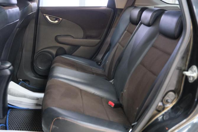 Honda Fit Shuttle I с пробегом 2012 года, цена 929 000 рублей, 196000 км, универсал, Автокод Объявления