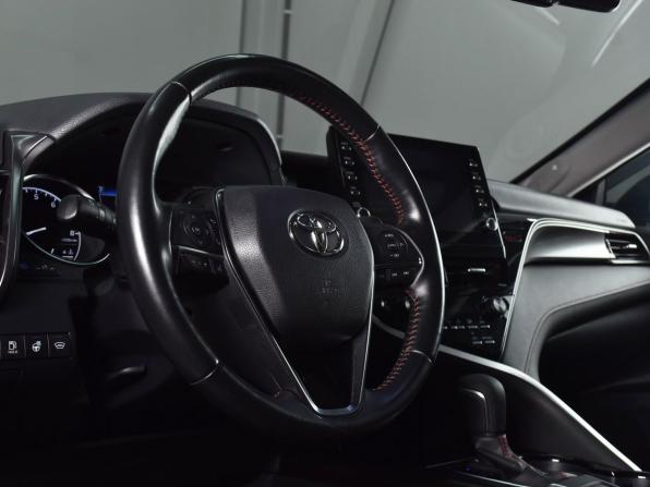 Toyota Camry VIII (XV70) Рестайлинг с пробегом 2021 года, цена 3 599 995 рублей, 47438 км, седан, Автокод Объявления