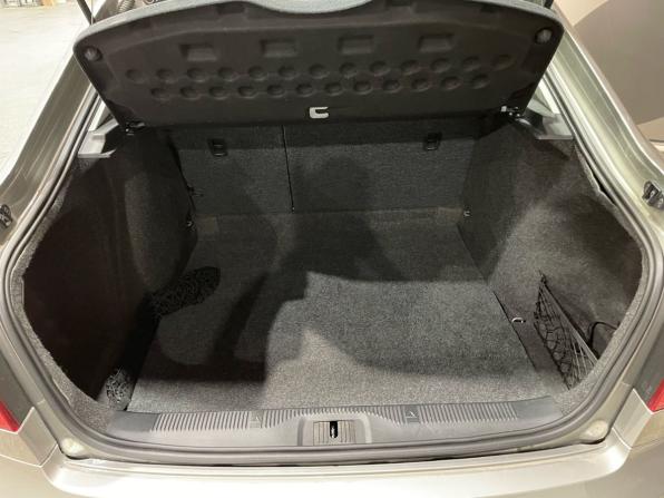 Skoda Octavia II (A5) Рестайлинг с пробегом 2011 года, цена 950 000 рублей, 135346 км, лифтбек, Автокод Объявления