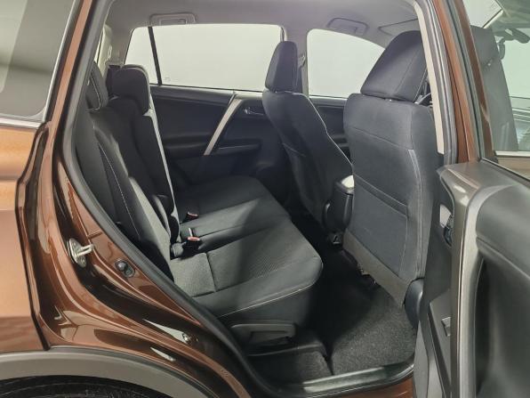 Toyota RAV4 IV (XA40) Рестайлинг с пробегом 2018 года, цена 2 599 000 рублей, 98837 км, внедорожник, Автокод Объявления