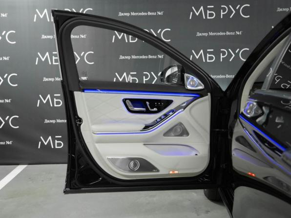 Новый Mercedes-Benz Maybach S-Класс II (Z223) 2025 года, цена 40 526 315 рублей, седан, Автокод Объявления