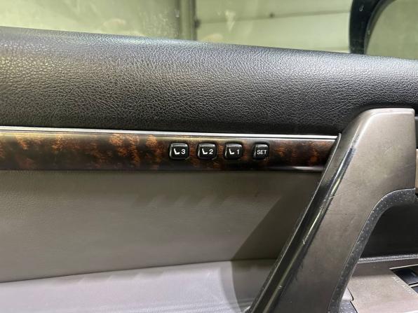 Toyota Land Cruiser 200 Series с пробегом 2009 года, цена 1 999 000 рублей, 237148 км, внедорожник, Автокод Объявления