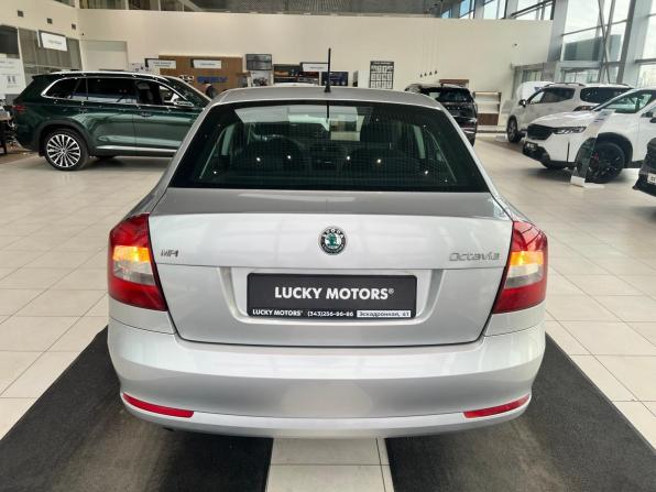 Skoda Octavia II (A5) Рестайлинг с пробегом 2012 года, цена 625 000 рублей, 210061 км, лифтбек, Автокод Объявления