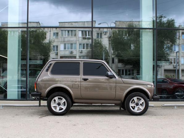 Lada (ВАЗ) Niva Legend I с пробегом 2025 года, цена 1 010 000 рублей, 7821 км, внедорожник, Автокод Объявления