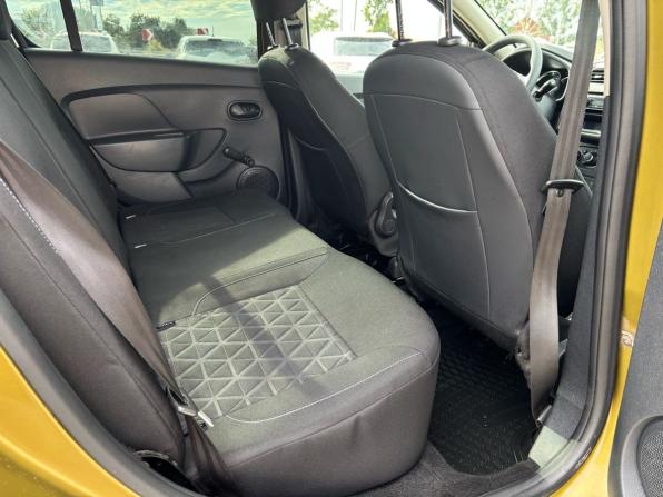 Renault Sandero II с пробегом 2017 года, цена 959 000 рублей, 96136 км, хэтчбек, Автокод Объявления
