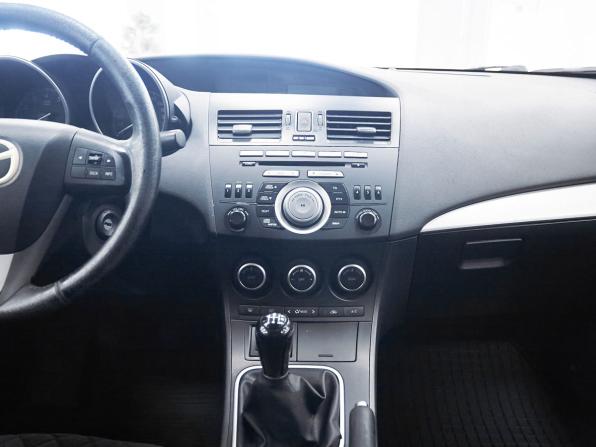 Mazda 3 II (BL) Рестайлинг с пробегом 2012 года, цена 589 000 рублей, 266368 км, седан, Автокод Объявления