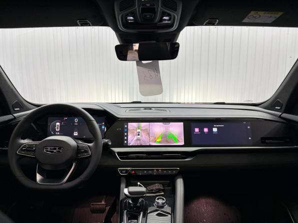 Geely Monjaro I Рестайлинг с пробегом 2024 года, цена 3 860 000 рублей, 3356 км, внедорожник, Автокод Объявления