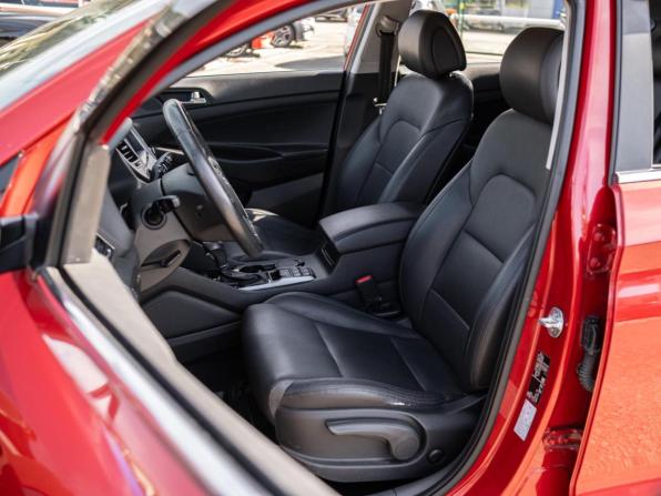Hyundai Tucson III с пробегом 2018 года, цена 2 199 000 рублей, 133154 км, внедорожник, Автокод Объявления