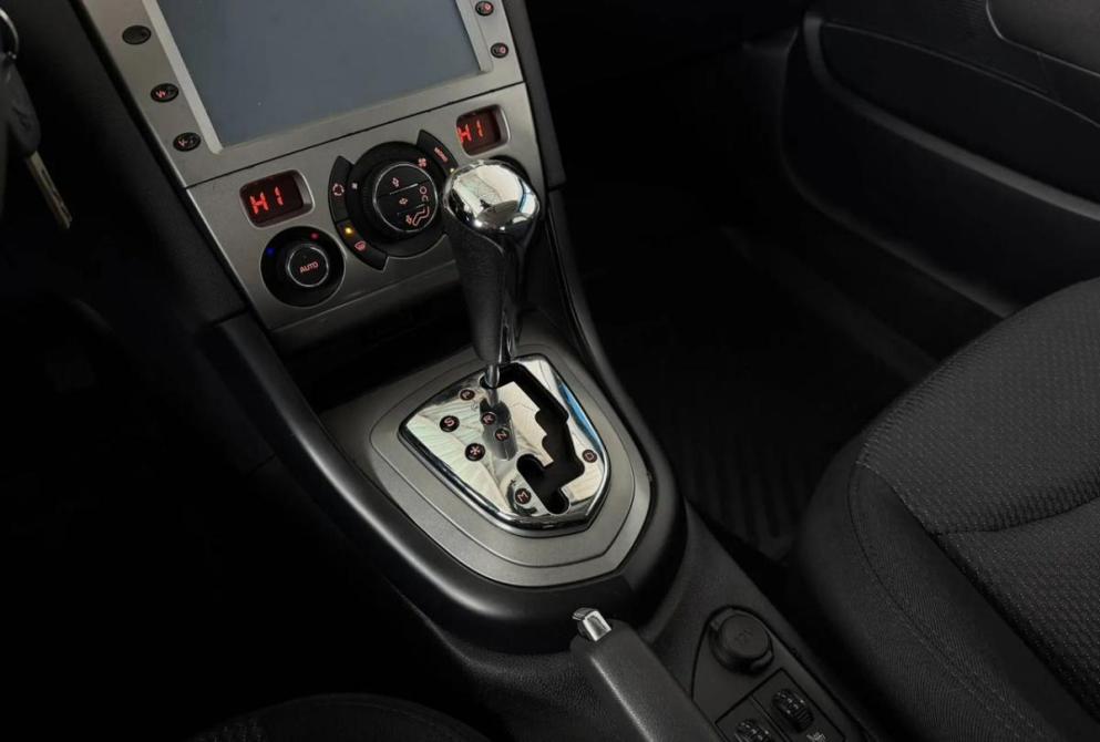 Peugeot 408 I Киров  - изображение 18